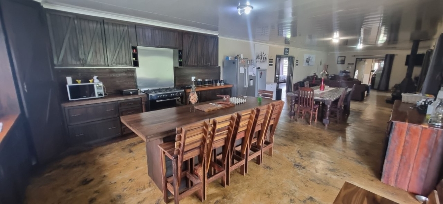 8 Bedroom Property for Sale in Brits Rural North West